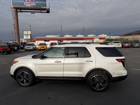Used 2014 Ford Explorer Sport w/ Equipment Group 401A image 3