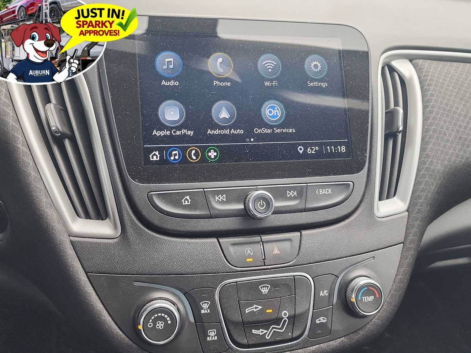 Used 2022 Chevrolet Malibu LS FWD image 2
