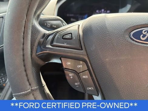 Certified 2021 Ford Edge SE image 18