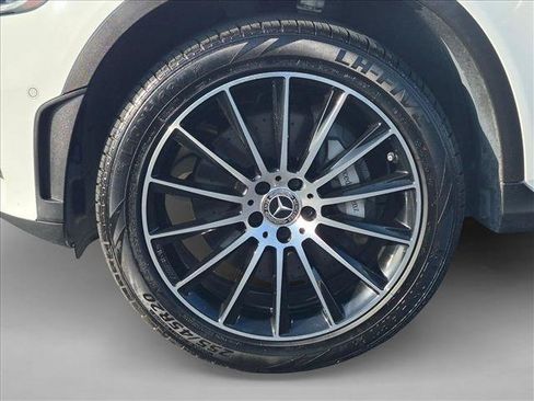 Used 2022 Mercedes-Benz GLC 300 image 23