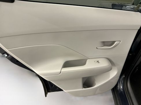 Used 2024 Hyundai Kona SEL AWD/4WD image 27