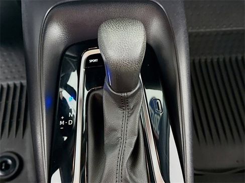 Used 2022 Toyota Corolla SE image 19