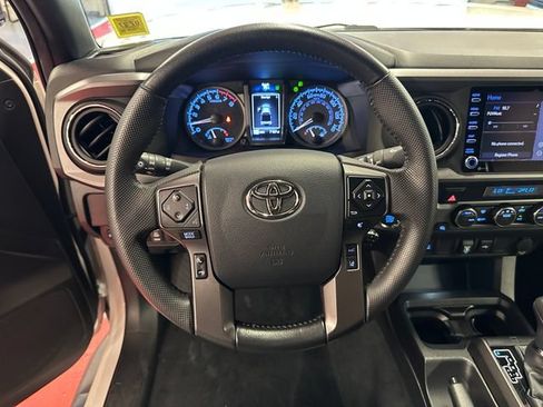 Certified 2023 Toyota Tacoma TRD Off-Road AWD/4WD image 18