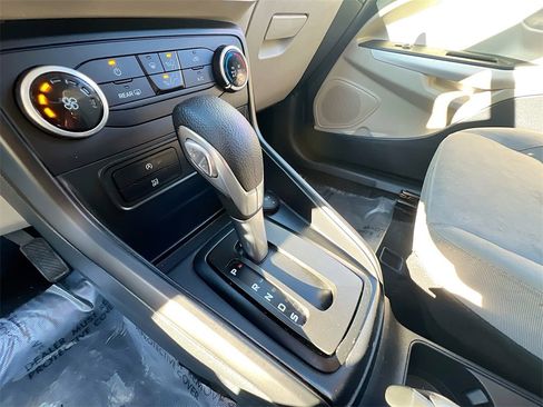 Used 2020 Ford EcoSport S image 17