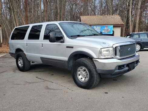 Used 2001 Ford Excursion XLT image 8