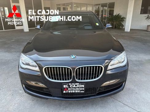 Used 2015 BMW 750Li w/ M Sport Edition RWD image 9
