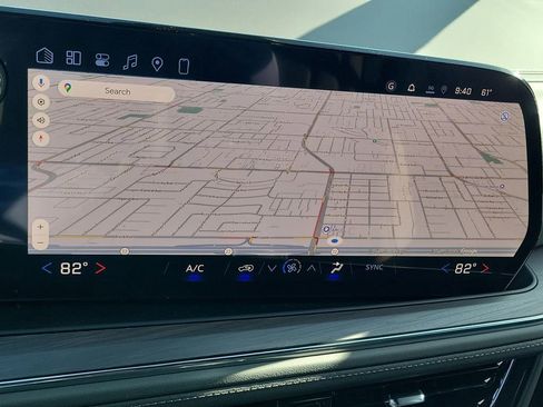 New 2026 Chevrolet Suburban LS image 8