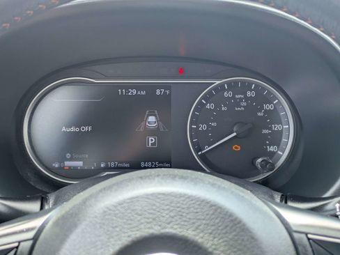 Used 2020 Nissan Kicks SR w/ SR Premium Package FWD image 29