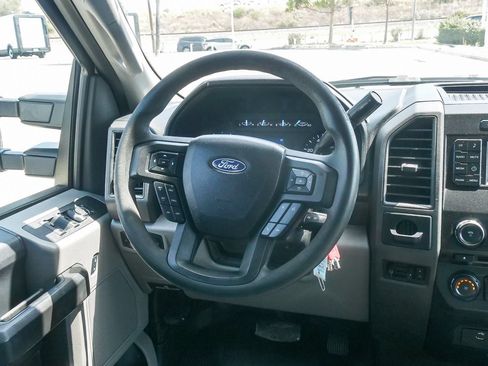 Used 2017 Ford F350 XL w/ Power Equipment Group RWD image 14