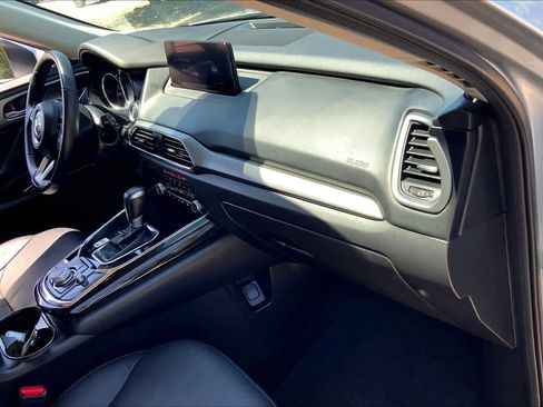 Used 2023 MAZDA CX-9 Touring Plus AWD/4WD image 19