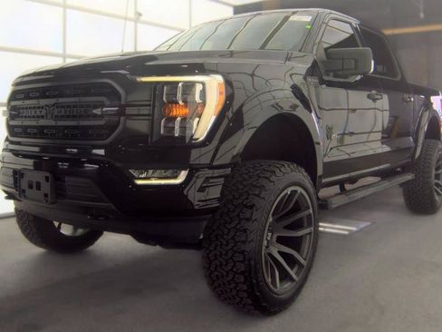 Used 2021 Ford F150 XLT w/ Equipment Group 302A High AWD/4WD image 4