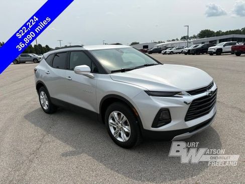 Used 2022 Chevrolet Blazer LT FWD image 9