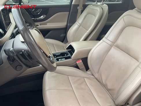 Used 2022 Lincoln Corsair Reserve w/ Elements Package FWD image 19