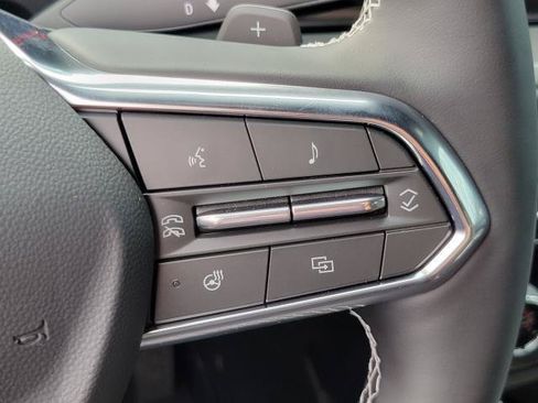 New 2027 Chevrolet Traverse LT w/ Midnight/Sport Edition AWD/4WD image 17