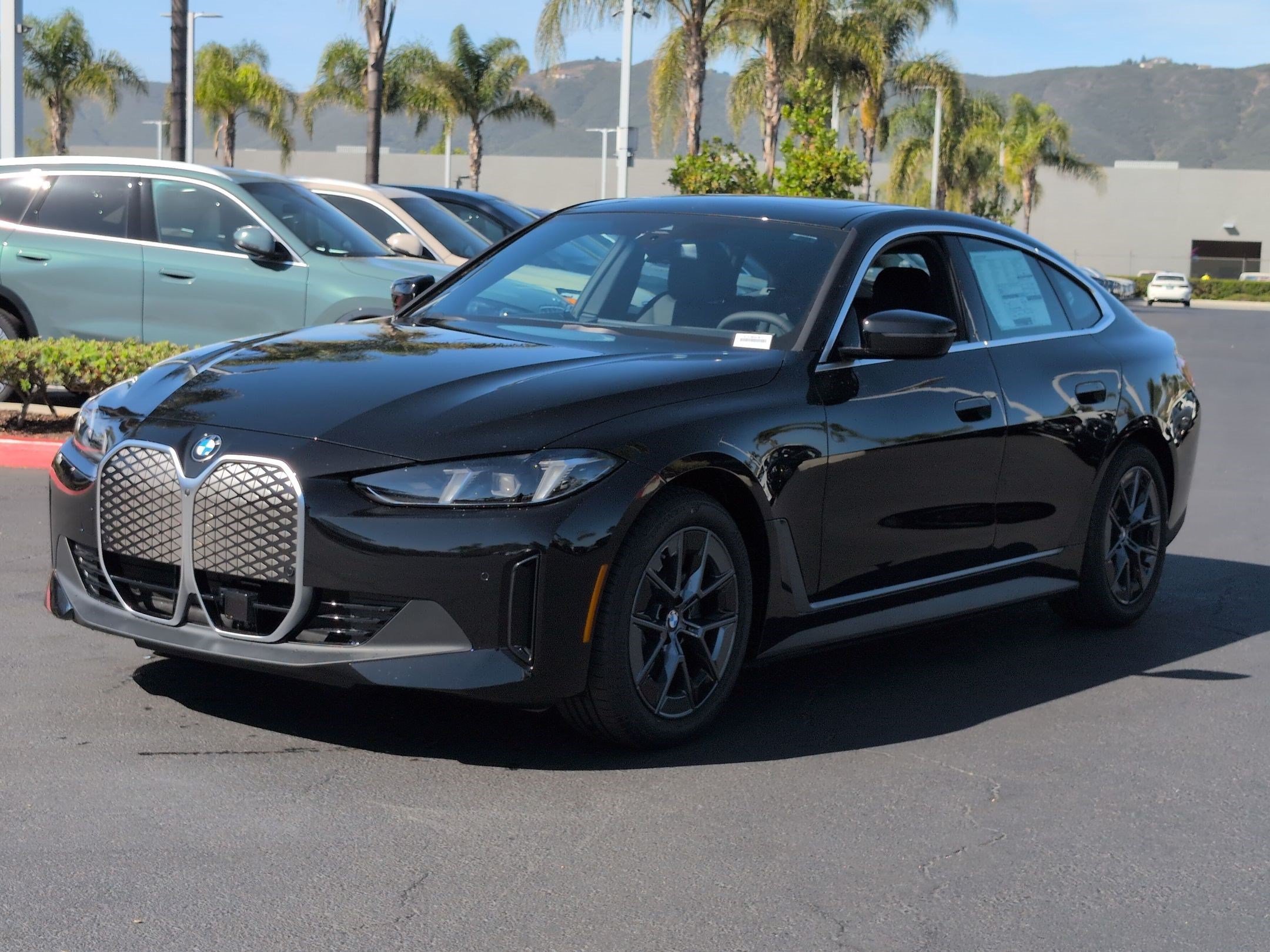 New 2026 BMW i4 eDrive40 w/ Parking Assistance Package RWD image 5