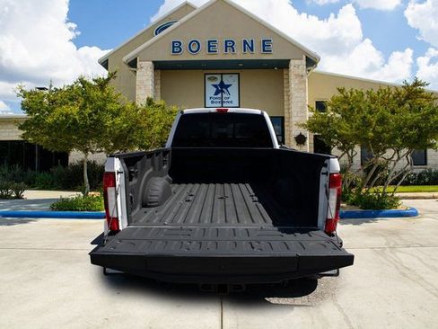 Used 2018 Ford F350 Platinum w/ Platinum Ultimate Package image 5