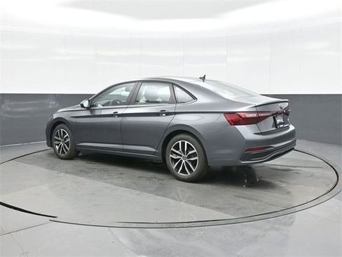 New 2026 Volkswagen Jetta SE image 5