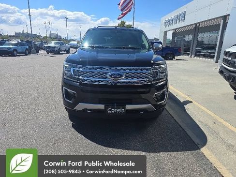 Used 2019 Ford Expedition Platinum AWD/4WD image 2