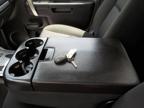 Used 2013 Chevrolet Silverado 1500 LT w/ Interior Plus Package AWD/4WD image 25