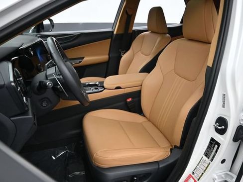 Certified 2025 Lexus NX 250 FWD w/ Premium Package image 20