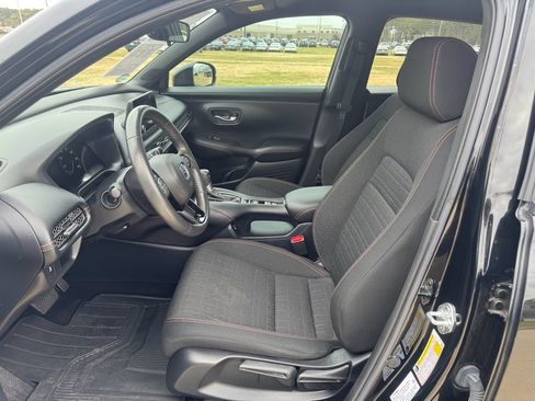 Certified 2024 Honda HR-V Sport image 10