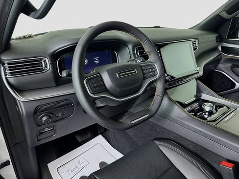 New 2026 Jeep Grand Wagoneer 4WD image 9