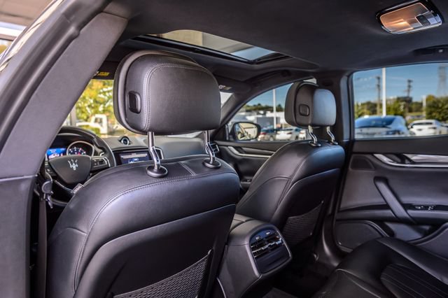 Used 2018 Maserati Ghibli RWD image 39
