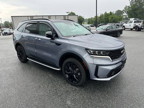 Used 2023 Kia Sorento SX AWD/4WD image 10