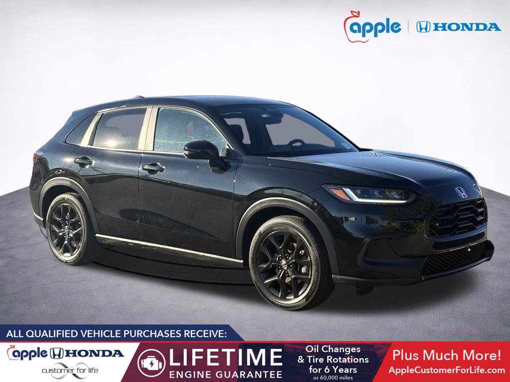 Used 2025 Honda HR-V Sport image 1