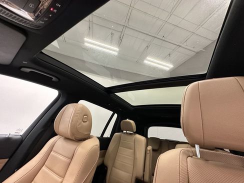 Certified 2024 Mercedes-Benz GLS 450 4MATIC image 35