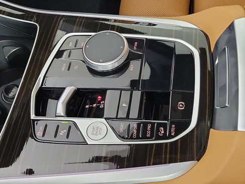 Certified 2025 BMW X5 xDrive40i AWD/4WD image 22