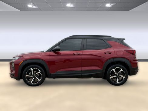 Used 2022 Chevrolet TrailBlazer RS FWD image 2