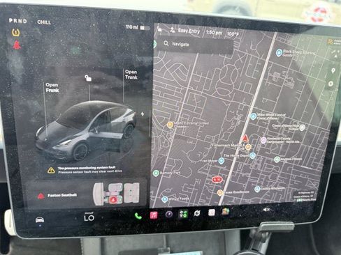 Used 2022 Tesla Model Y Performance AWD/4WD image 10