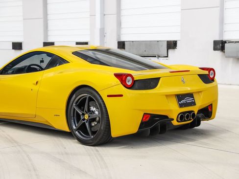 Used 2010 Ferrari 458 Italia Coupe image 23