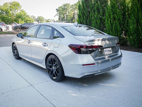 Used 2026 Honda Civic FWD Hybrid Sedan image 9