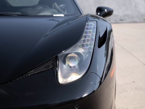 Used 2012 Ferrari 458 Italia Coupe RWD image 13