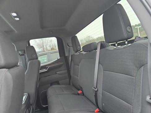 Used 2025 Chevrolet Silverado 1500 LT image 16