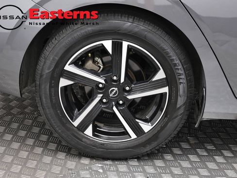 Used 2025 Nissan Sentra SV FWD image 29