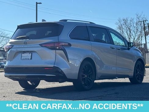 Used 2021 Toyota Sienna Platinum image 8
