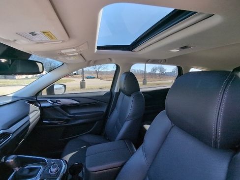 Used 2023 MAZDA CX-9 Touring image 13