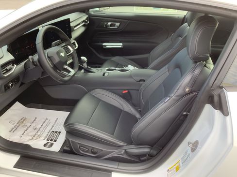 New 2026 Ford Mustang Premium image 9