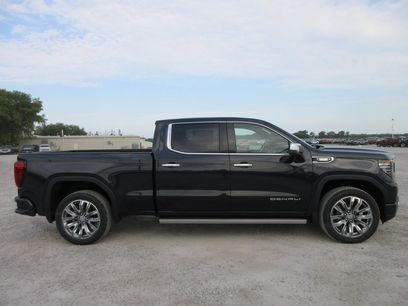 New 2026 GMC Sierra 1500 Denali w/ Denali Reserve Package