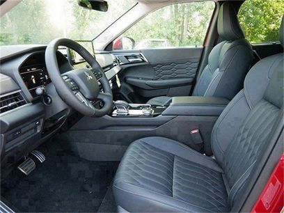 New 2025 Mitsubishi Outlander SEL