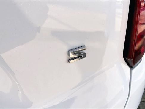 Used 2021 Kia Sorento S w/ Panoramic Sunroof Package image 10