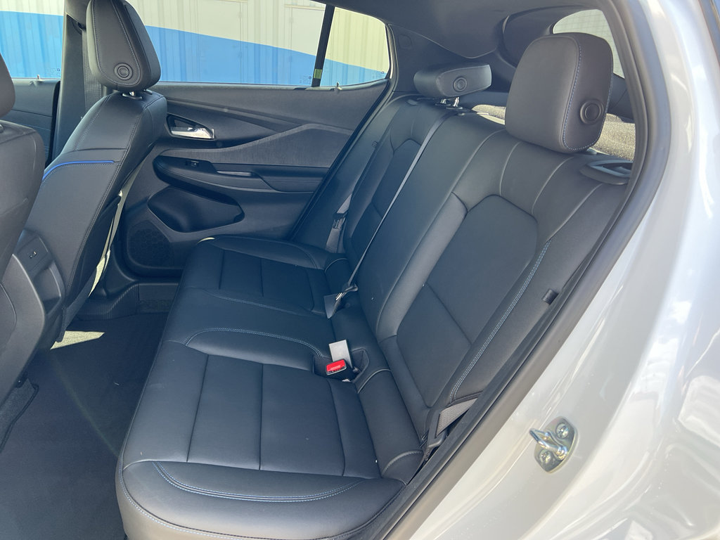 New 2026 Buick Envista Sport Touring w/ Convenience I Package FWD image 31