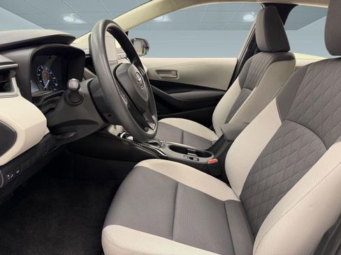 Used 2023 Toyota Corolla LE w/ Carpet Mat Package (TMS) FWD image 4