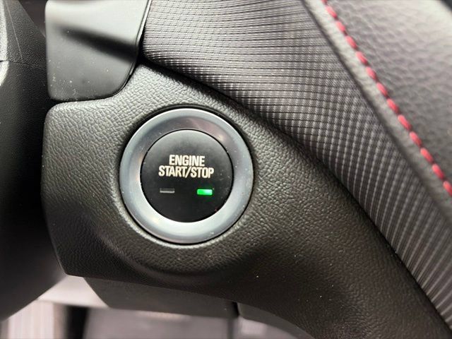 Used 2023 Chevrolet Equinox RS AWD/4WD image 21