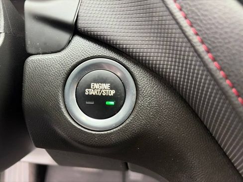 Used 2023 Chevrolet Equinox RS AWD/4WD image 21