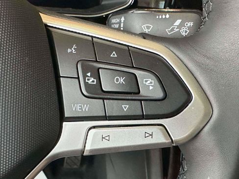 New 2025 Volkswagen Jetta SE FWD image 20