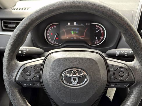 Used 2024 Toyota RAV4 LE image 19